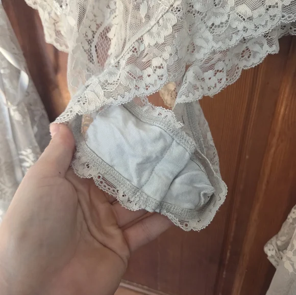 Widow Bodysuit - Picture 3 of 4